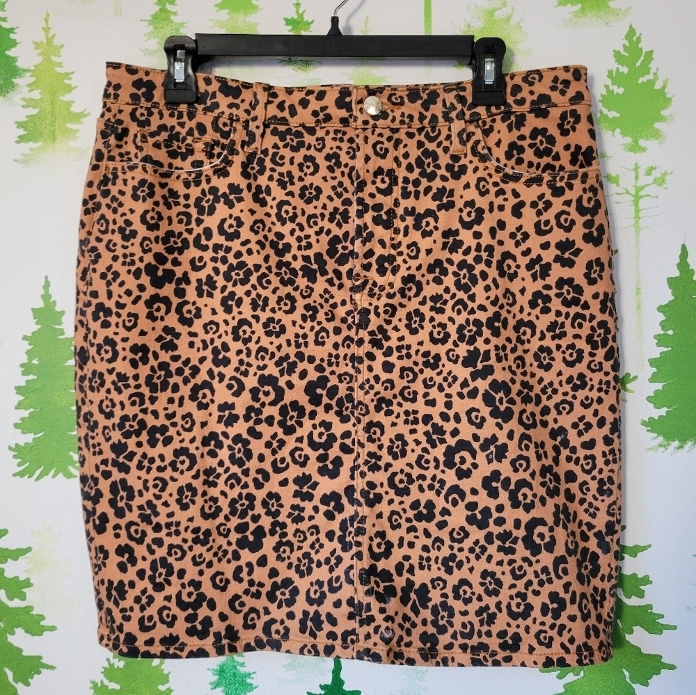 Jen 7 For All Mankind Pencil Skirt.